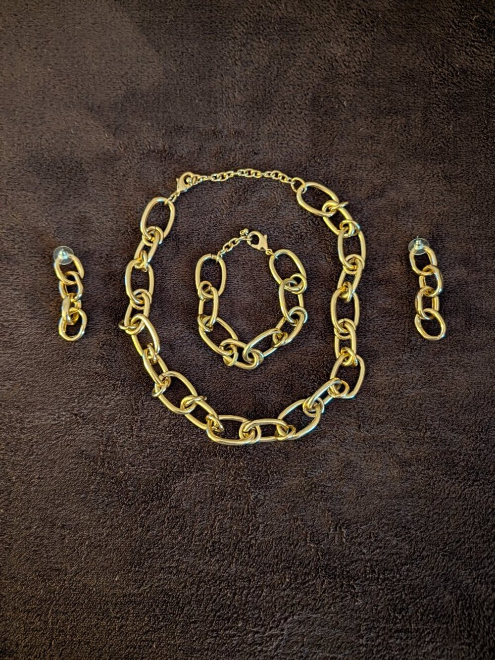 CHAINLINK JEWELRY SET - GOLDTONE - NECKLACE, BRACELET, EARRINGS